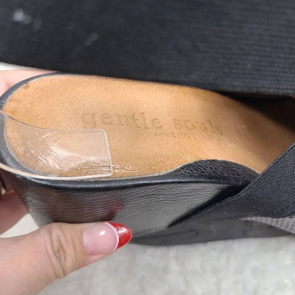 Gentle Souls by Kenneth‎ Cole Signature Gianna 2.0 Wedge Sandal sz 6